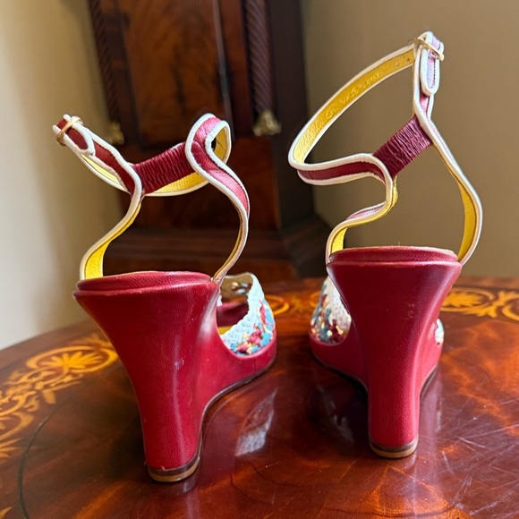 NWOT Delman Red/Yellow Leather Woven Peep toe Sandals 4” heel Size 8 MSRP $295 - Picture 8 of 13